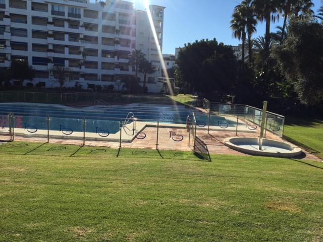 Appartamento Large And Elegant In Puerto Banus With Pools And Paddle Marbella Esterno foto